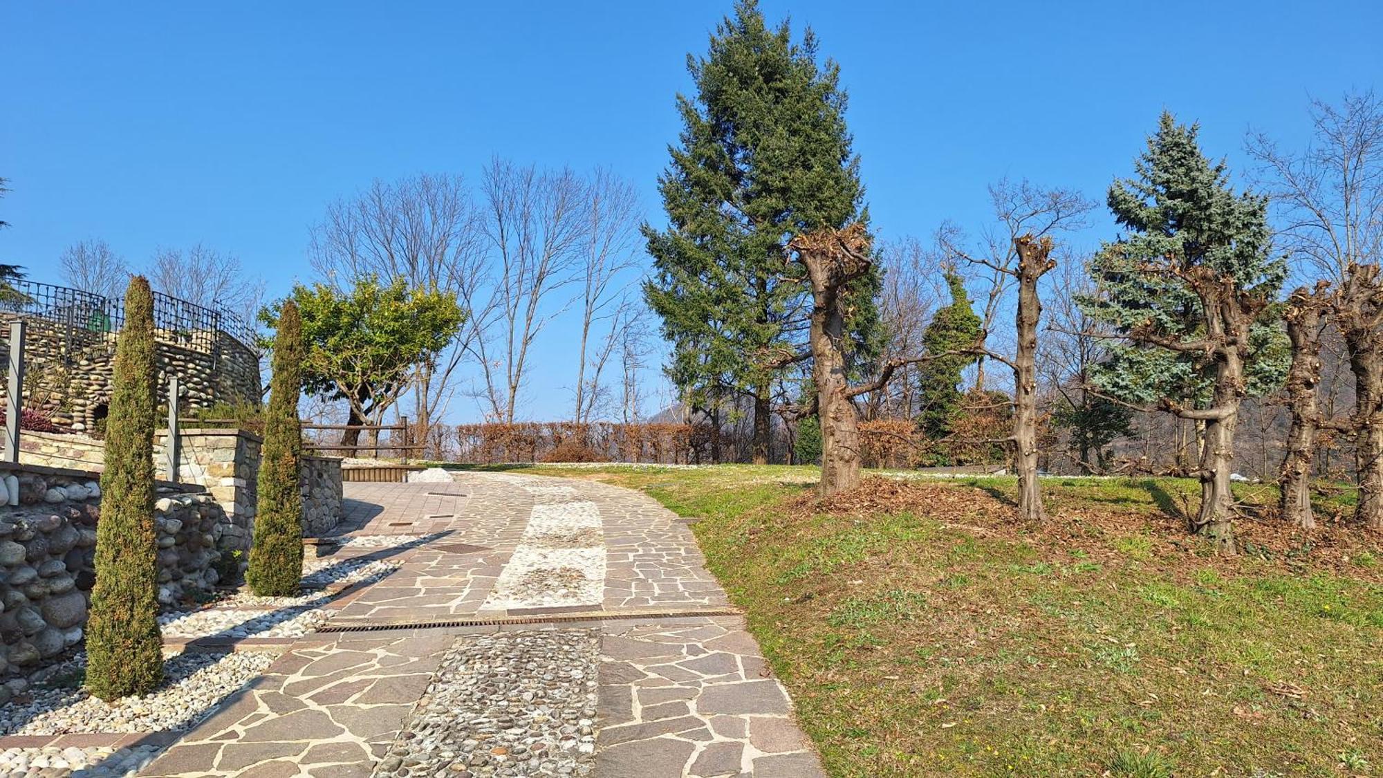 Villa Duno A Un Passo Da Citta Alta Кланеццо Экстерьер фото